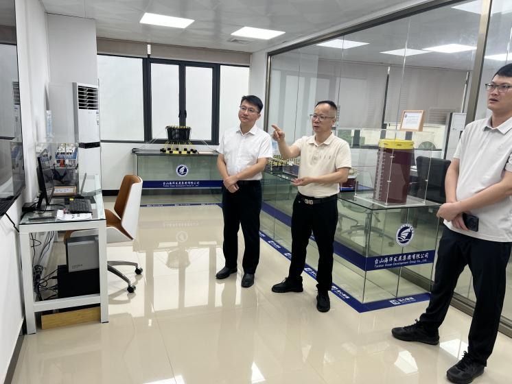 市濱海投資集團公司黨委副書記、總經(jīng)理梁亮帶隊赴臺山海洋發(fā)展集團考察調(diào)研